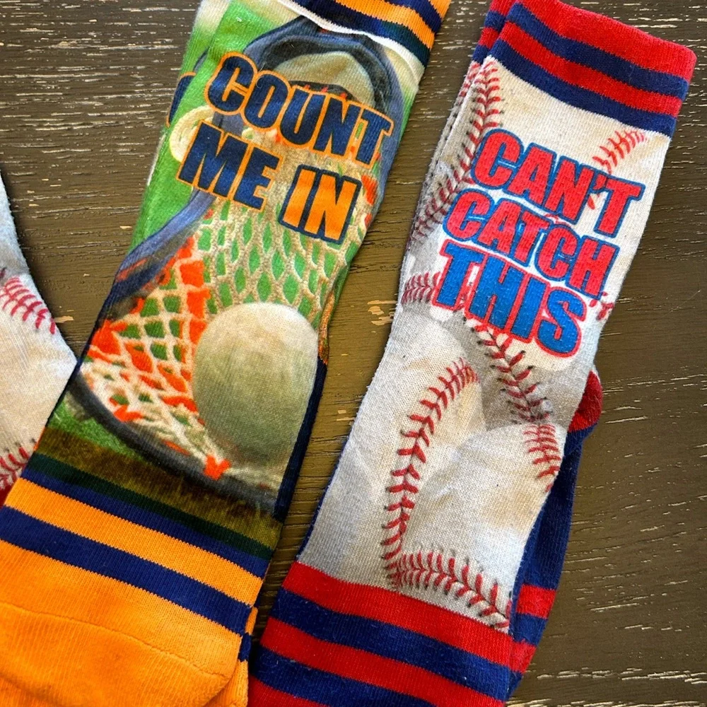 8 pair of kids baseball, soccer socks. Grade/Middle school aged. - Picture 3 of 8